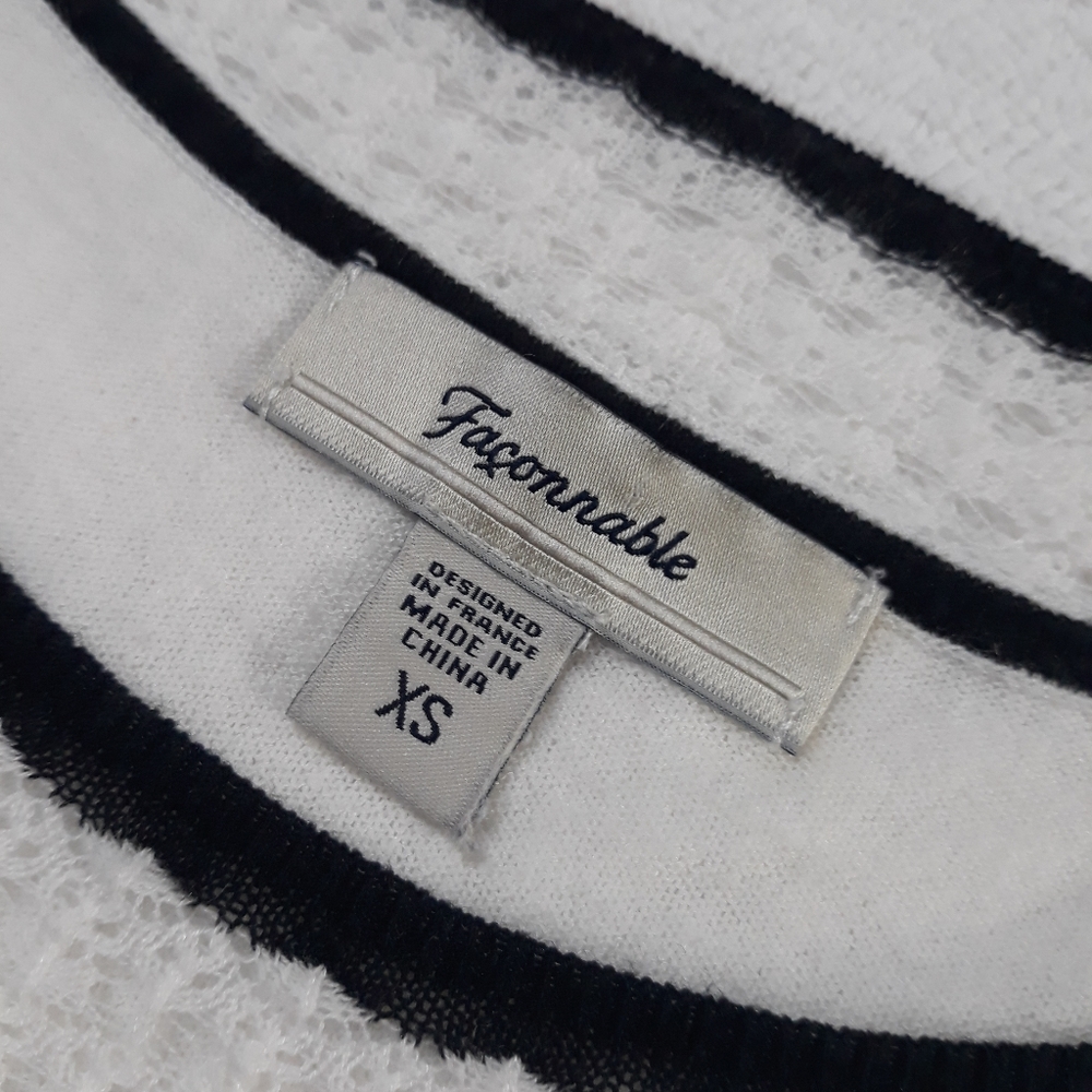 Facconable Top - image 8